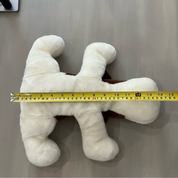 Russ Berrie Plush Hiccup the Beagle Dog - White and Brown 14” - Picture 7 of 10